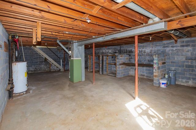 7 Main Street, Asheville, NC 28803