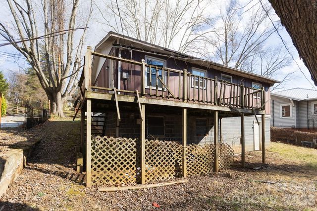 7 Main Street, Asheville, NC 28803