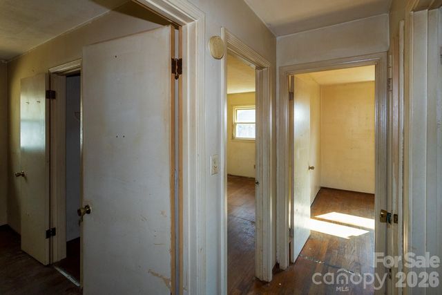 7 Main Street, Asheville, NC 28803