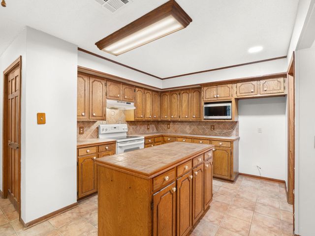 143 Kerry, Deridder, LA 70634