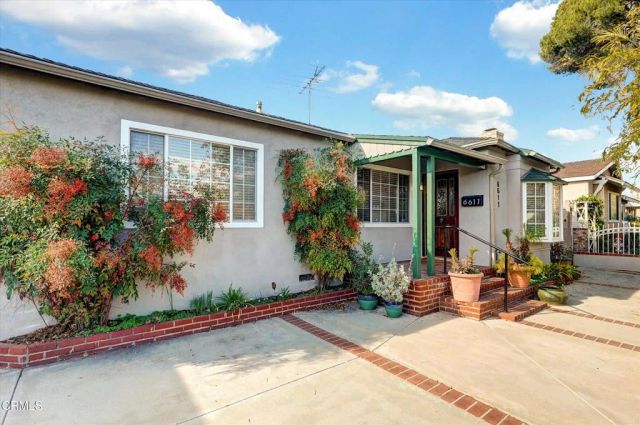 6611 DENNY Avenue, North Hollywood, CA 91606