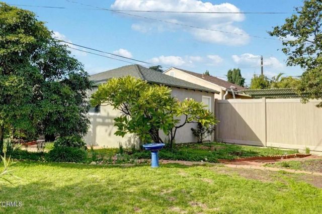 6611 DENNY Avenue, North Hollywood, CA 91606