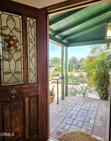 6611 DENNY Avenue, North Hollywood, CA 91606