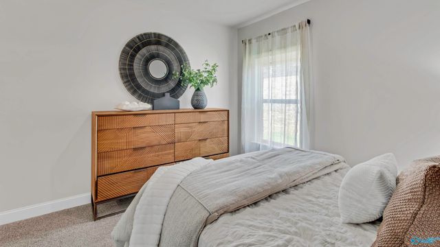 340 Jackson Point Circle, Huntsville, AL 35811