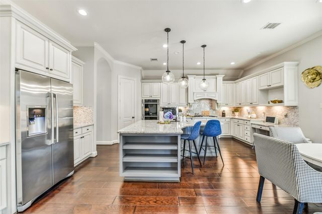 2440 Prairie Mist Lane, Friendswood, TX 77546