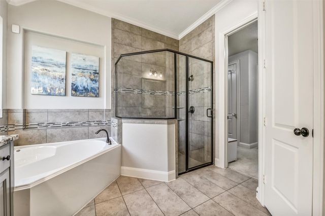 2440 Prairie Mist Lane, Friendswood, TX 77546