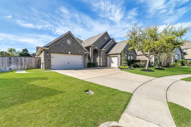2440 Prairie Mist Lane, Friendswood, TX 77546