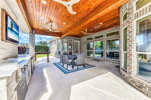 2440 Prairie Mist Lane, Friendswood, TX 77546