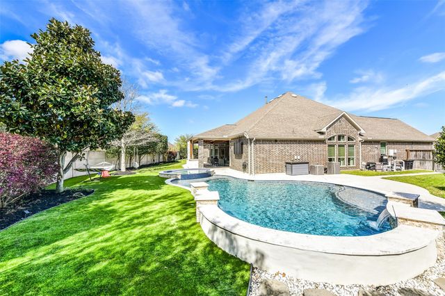 2440 Prairie Mist Lane, Friendswood, TX 77546