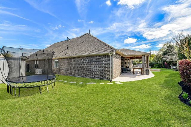 2440 Prairie Mist Lane, Friendswood, TX 77546