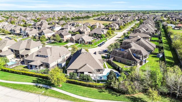 2440 Prairie Mist Lane, Friendswood, TX 77546