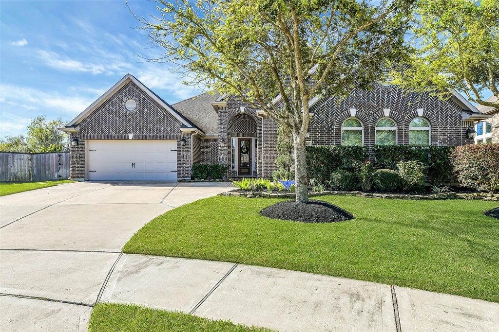 2440 Prairie Mist Lane, Friendswood, TX 77546
