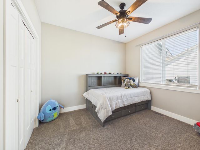 3111 E Reiss Ct, Park City, KS 67219
