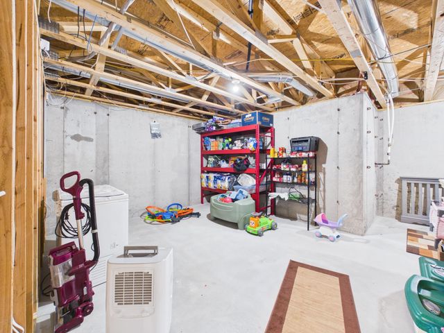 3111 E Reiss Ct, Park City, KS 67219