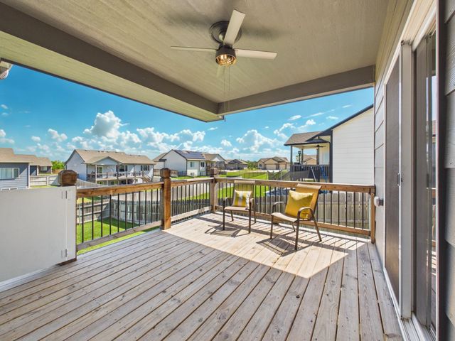 3111 E Reiss Ct, Park City, KS 67219