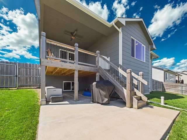3111 E Reiss Ct, Park City, KS 67219