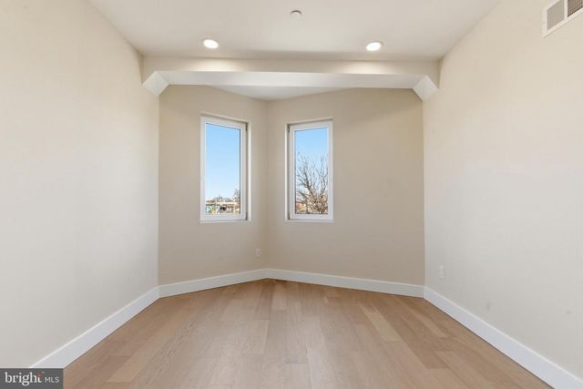 2440 E HAROLD ST, Philadelphia, PA 19125