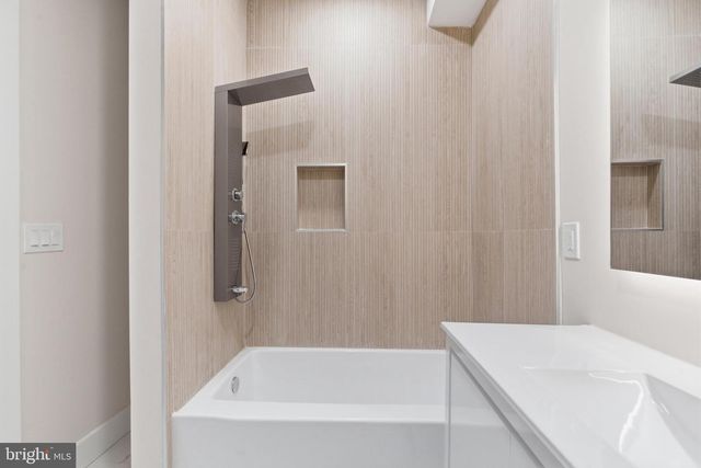 2440 E HAROLD ST, Philadelphia, PA 19125