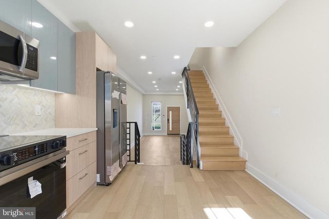 2440 E HAROLD ST, Philadelphia, PA 19125