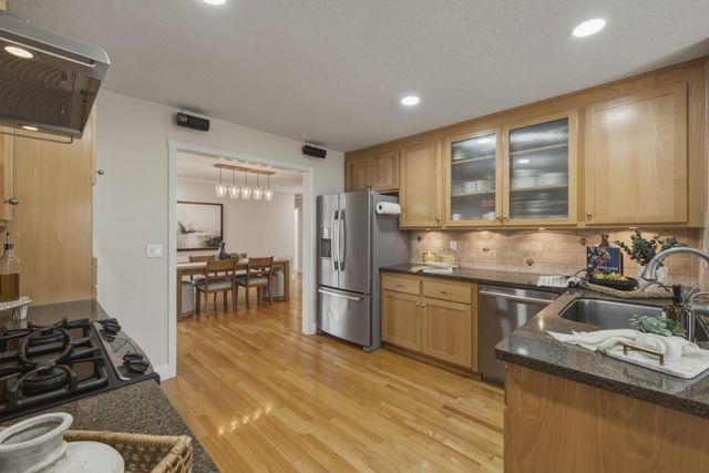 2452 Crestline Road, Pleasanton, CA 94566