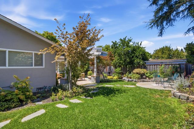 2452 Crestline Road, Pleasanton, CA 94566