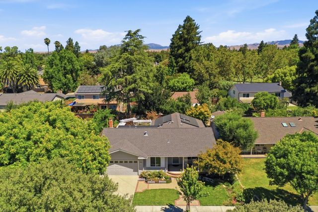2452 Crestline Road, Pleasanton, CA 94566