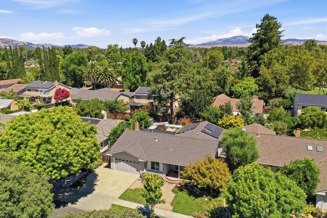 2452 Crestline Road, Pleasanton, CA 94566