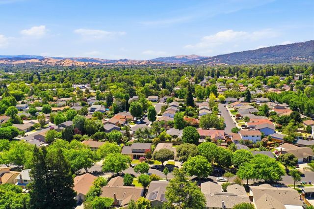 2452 Crestline Road, Pleasanton, CA 94566