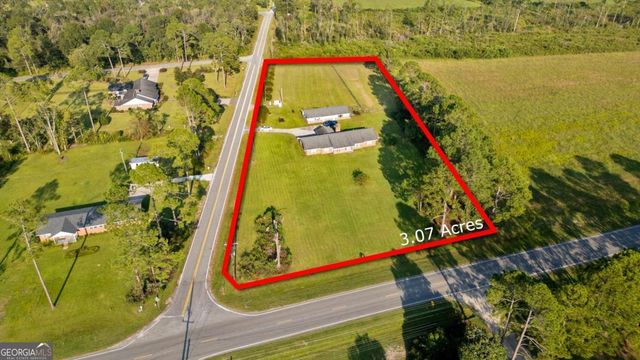 2115 Blackshear Highway, Baxley, GA 31513