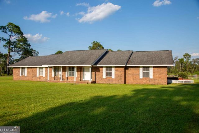 2115 Blackshear Highway, Baxley, GA 31513