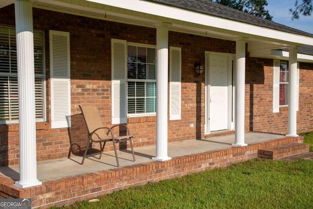 2115 Blackshear Highway, Baxley, GA 31513