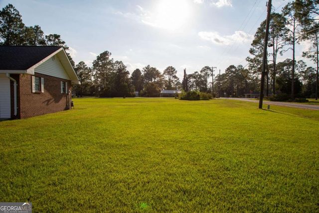 2115 Blackshear Highway, Baxley, GA 31513