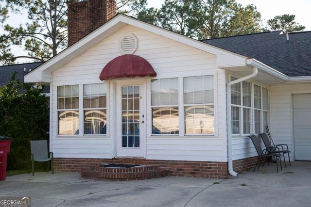 2115 Blackshear Highway, Baxley, GA 31513