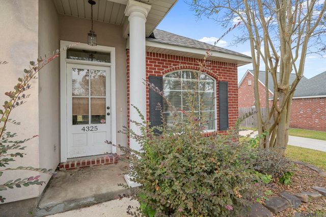 4325 Spring Hollow Ct, Zachary, LA 70791
