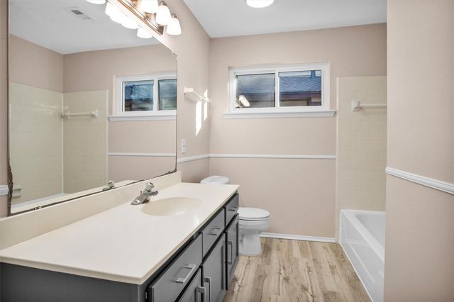 6 Spurwood Ct, Spring, TX 77381
