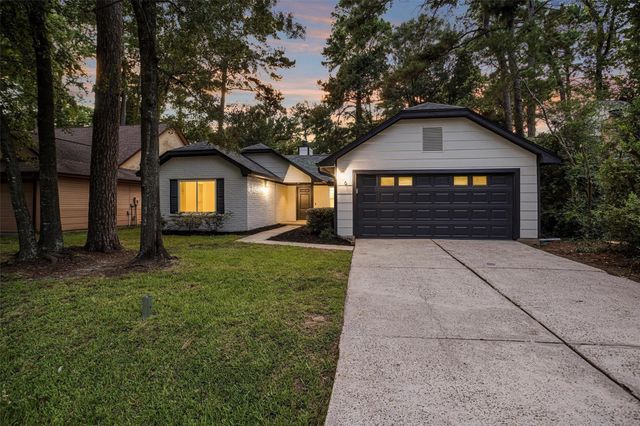 6 Spurwood Ct, Spring, TX 77381