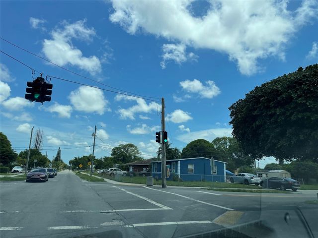 1589 NW 6th Avenue, Pompano Beach, FL 33060