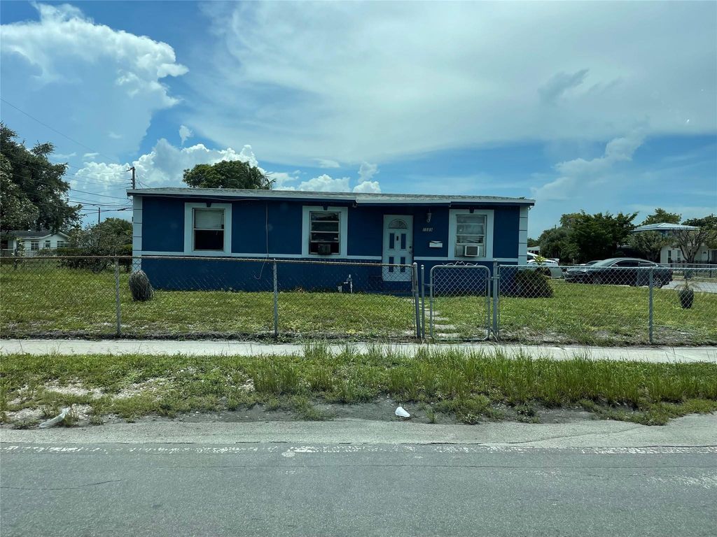 1589 NW 6th Avenue, Pompano Beach, FL 33060