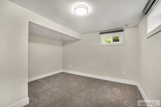 141 College Street, Idaho Falls, ID 83402