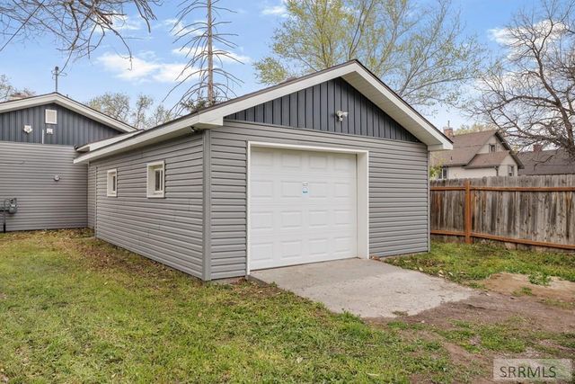 141 College Street, Idaho Falls, ID 83402