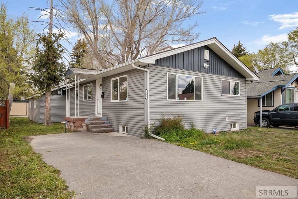 Image 1 of property listing at 141 College Street, Idaho Falls, ID 83402
