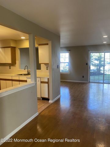 887 Crimson Court, Morganville, NJ 07751