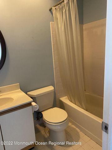 887 Crimson Court, Morganville, NJ 07751