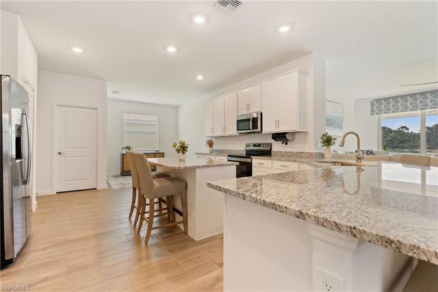3524 Stormy Creek LN, Alva, FL 33920