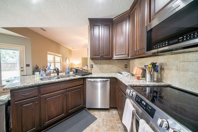 13 Talon Court, Fort Mitchell, AL 36856