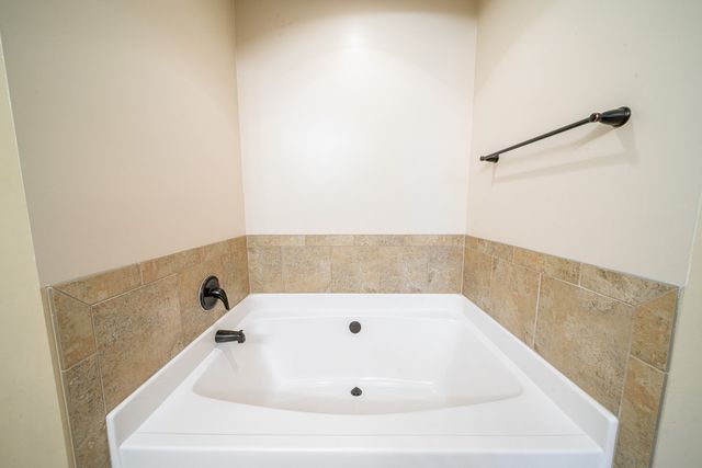 13 Talon Court, Fort Mitchell, AL 36856