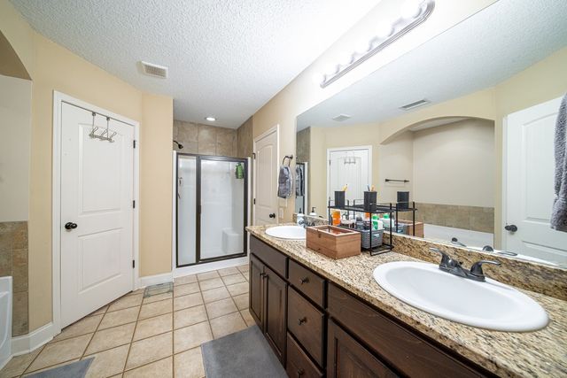 13 Talon Court, Fort Mitchell, AL 36856