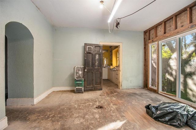 1430 E NEW YORK AVENUE, Deland, FL 32724