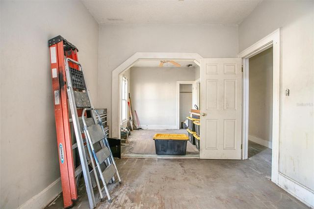 1430 E NEW YORK AVENUE, Deland, FL 32724