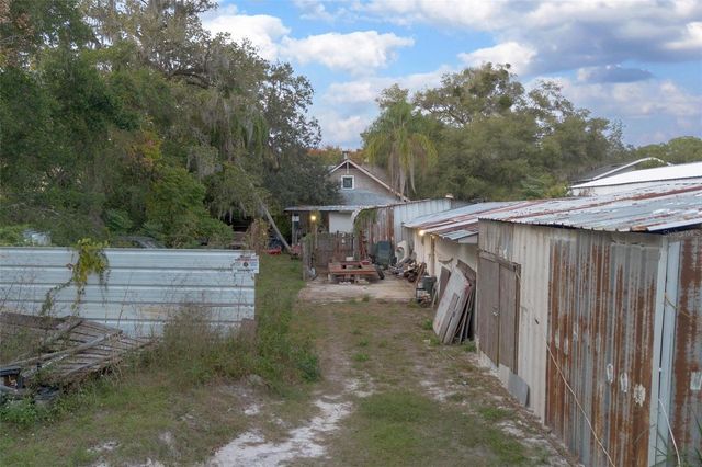 1430 E NEW YORK AVENUE, Deland, FL 32724